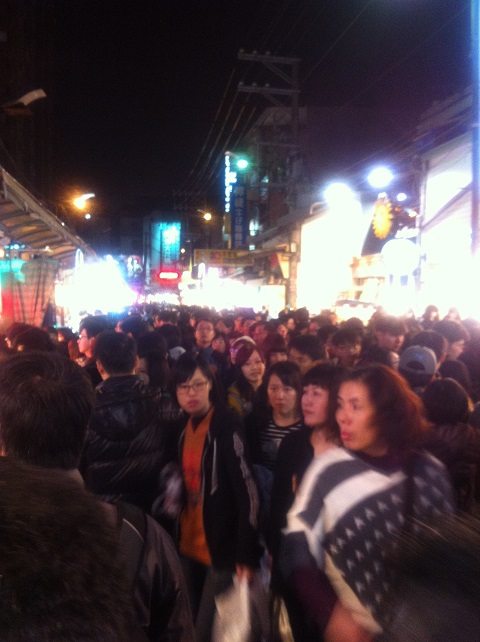 夜市の人出