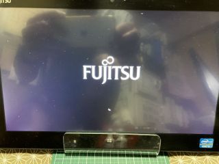Fujitsu Stylistic Q702/G